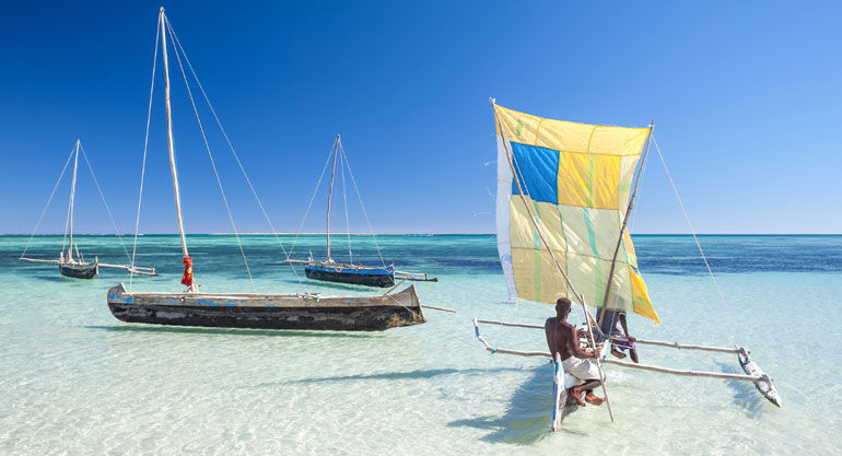 穆龙贝（Morombe）